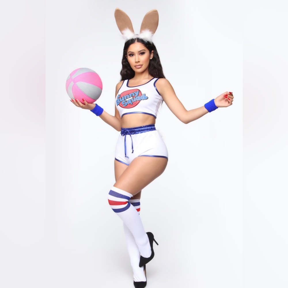 Lola bunny Halloween costume